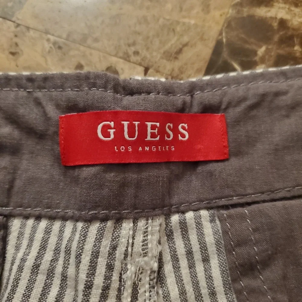 Guess men size